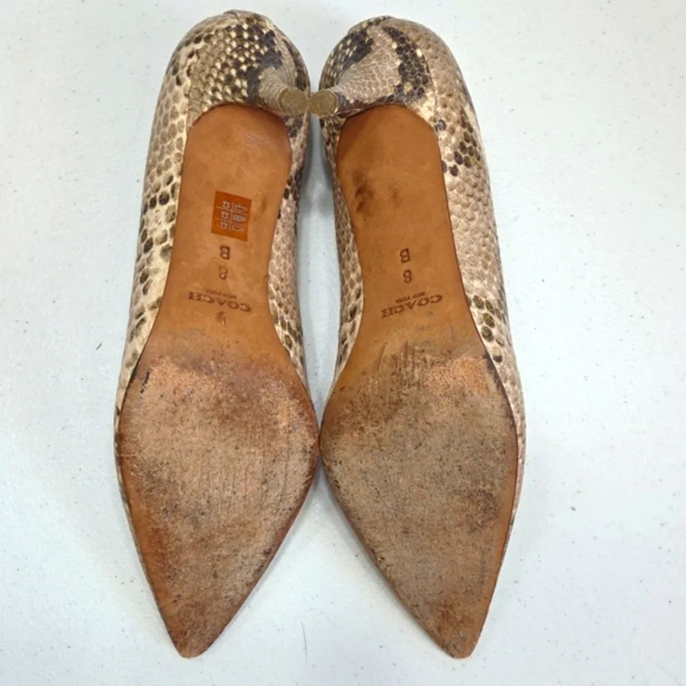 COACH Python Snakeskin Embossed Leather Pointed Toe Pumps Heels Sz 8